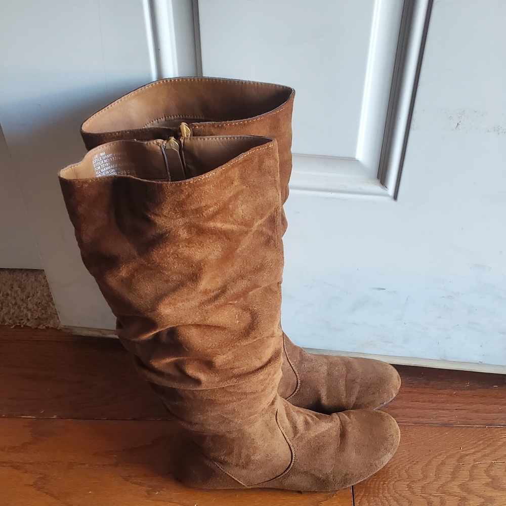 Brown Suede Women's Boots